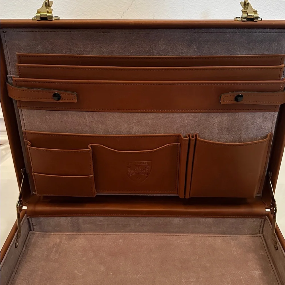 St. James Vintage‎ Tan Leather Attache 18